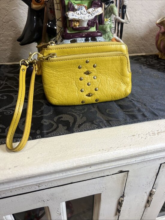 Fossil Leather Yellow Mustard Studded Wristlet Wallet - Picture 1 of 15